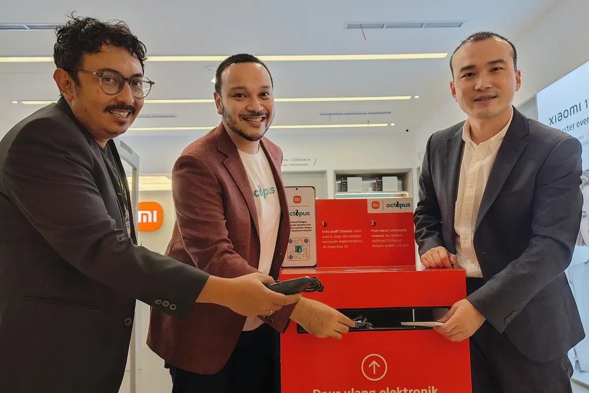 (ki-ka) Ketua Umum FORWAT, Danang Arradian_ CEO Octopus, Moehammad Ichsan_ dan Country Director Xiaomi Indonesia, Wentao Zhao (Dok. Xiaomi Indonesia)