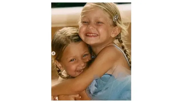Gigi-Bella (Sumber: Instagram/bellahadid/)