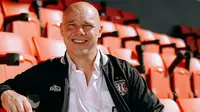 Johnny Jansen resmi ditunjuk sebagai pelatih anyar Bali United, Selasa (27/5/2025). (dok. Bali United)