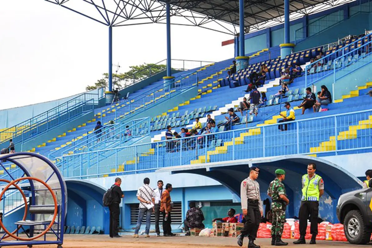 Aremania di Stadion Kanjuruhan