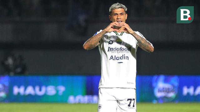 Dewa United vs Persib Bandung - BRI Liga 1 2023/2024