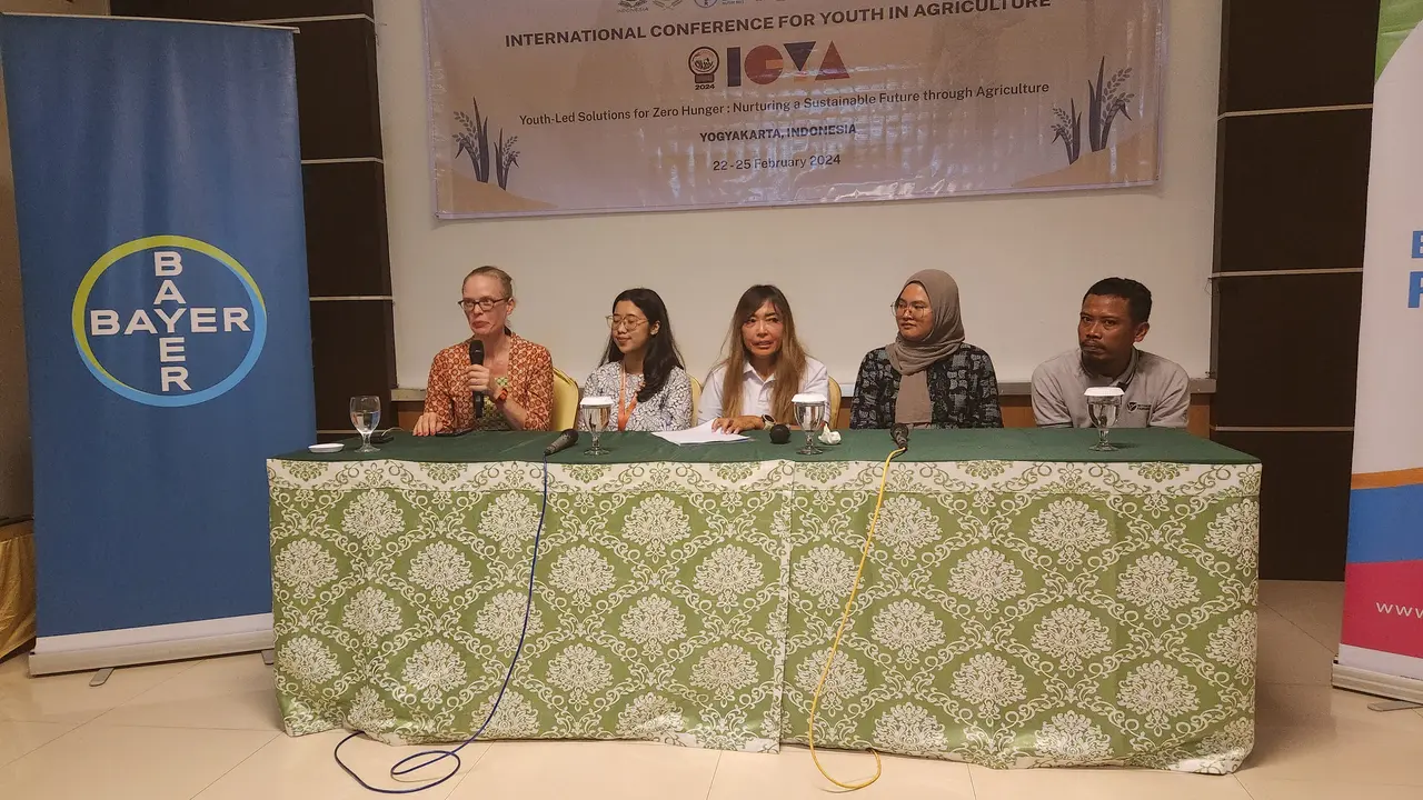 NextGen Agricultural Leaders Lead, Bayer Crop Science, Nele Herrmann Valente saat mengikuti kegiatan ICYA bersama IAAS dan stake holder lainnya di Universitas Gadjah Mada, Yogyakarta. (Liputan6.com/Dicky Agung Prihanto)