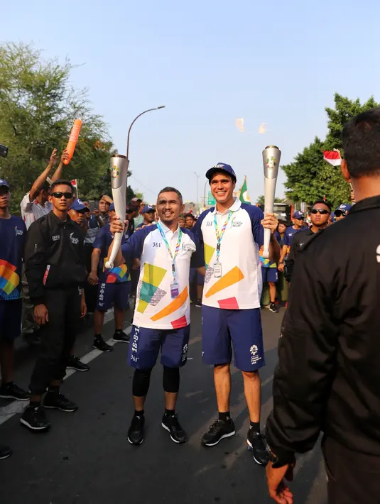 Misca Chandrawinata dan Marcel Chandrawinata