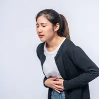 Sahabat Fimela, jangan anggap remeh siklus haid yang tidak teratur. Kondisi ini bisa menjadi gejala PCOS yang memengaruhi kesehatan reproduksi wanita. Waspadailah 5 tandanya sejak dini.[Dok/freepik.com/jcomp]