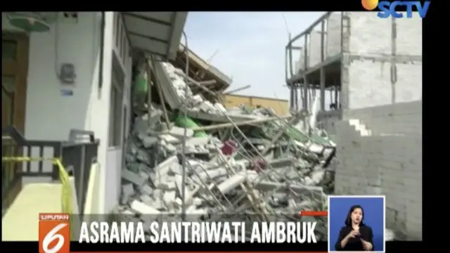 Asrama Santri di Pondok Pesantren Gresik Ambruk