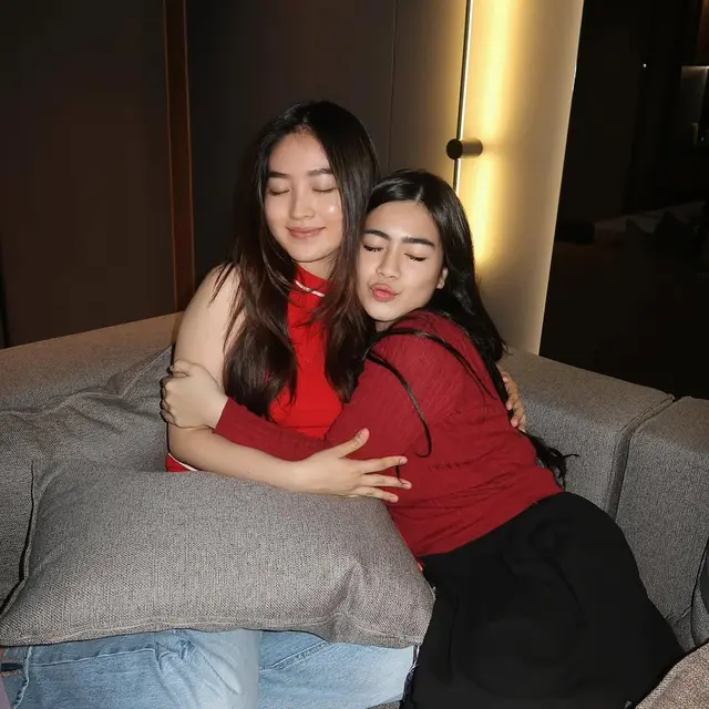 6 Potret Temu Kangen Natasha Wilona dan Felicya Angelista, 9 Tahun Bersahabat Tak Pernah Berubah