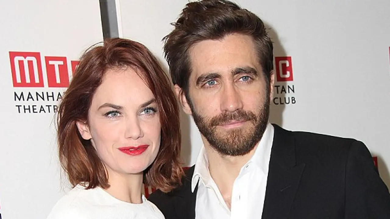 Jake Gyllenhaal dan Ruth Wilson