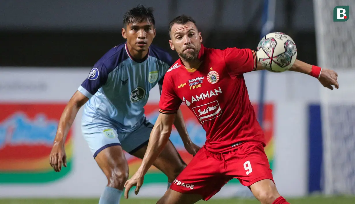 Marko Simic absen dalam lima pertandingan terakhir BRI Liga 1. Ia sebenarnya masih konsisten dengan mencetak 14 gol pada musim ini. Namun, ada penurunan jika dibanding dengan musim-musim sebelumnya. (Bola.com/Bagaskara Lazuardi)