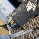 Bikin Takjub, Astronaut ESA Pamer Yoga di Ruang Angkasa