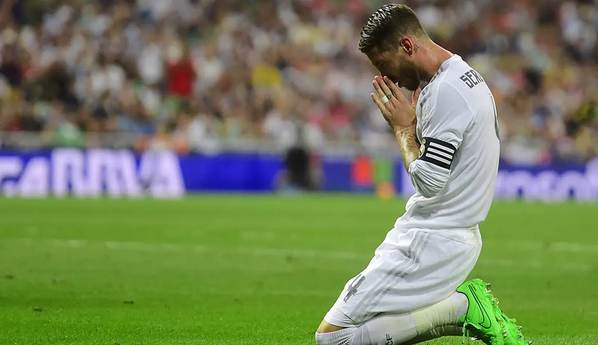 2. Sergio Ramos, bek asal Spanyol itu mulai tak kerasan membela Madrid dan memang berniat untuk hengkang. (AFP/Pierre-Philippe Marcou)