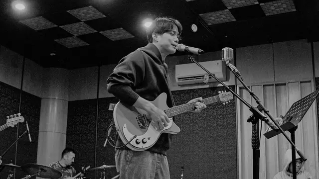 Bikin Terpana Usai Potong Pendek, Ini Potret Dikta dengan Rambut Barunya