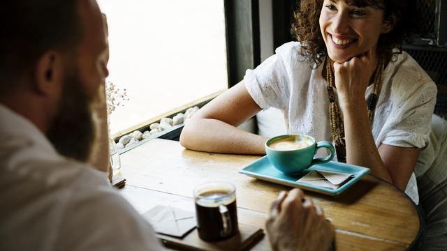 [Bintang] Jago Membujuk, 5 Zodiak Ini Bisa Dapat Apa yang Mereka Mau