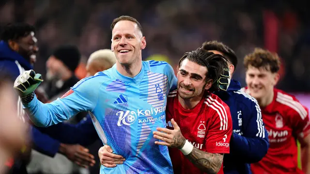 Foto: Aksi Heroik Matz Sels, Nottingham Forest Melaju ke Perempat Final Piala FA