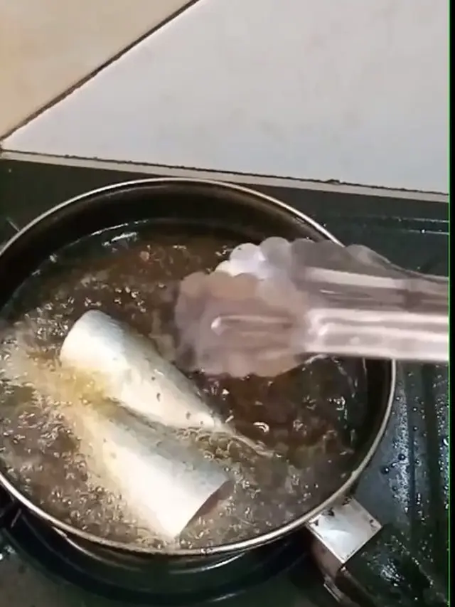 Tanpa Jahe, Ini Cara Efektif Hilangkan Bau Amis pada Ikan Goreng