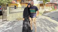 5 Gaya Sederhana Hijab Look Shireen Sungkar saat Pulang Kampung ke Aceh