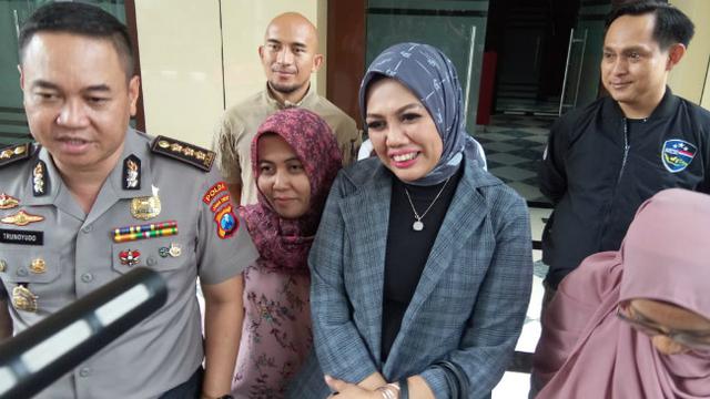 Elly Sugigi Penuhi Panggilan Polda Jatim Terkait Kasus ...