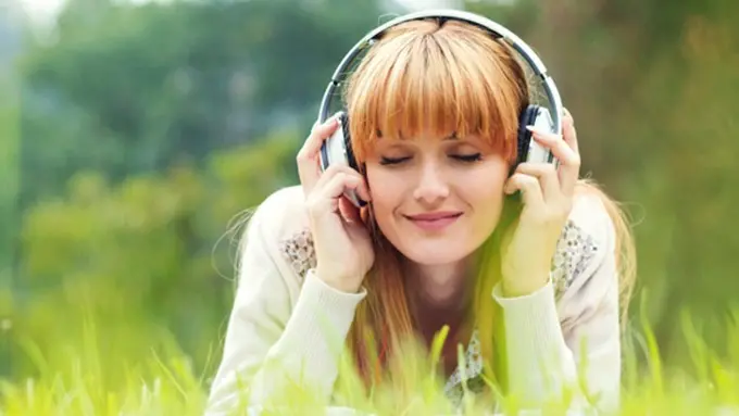 copyright by shutterstock.com