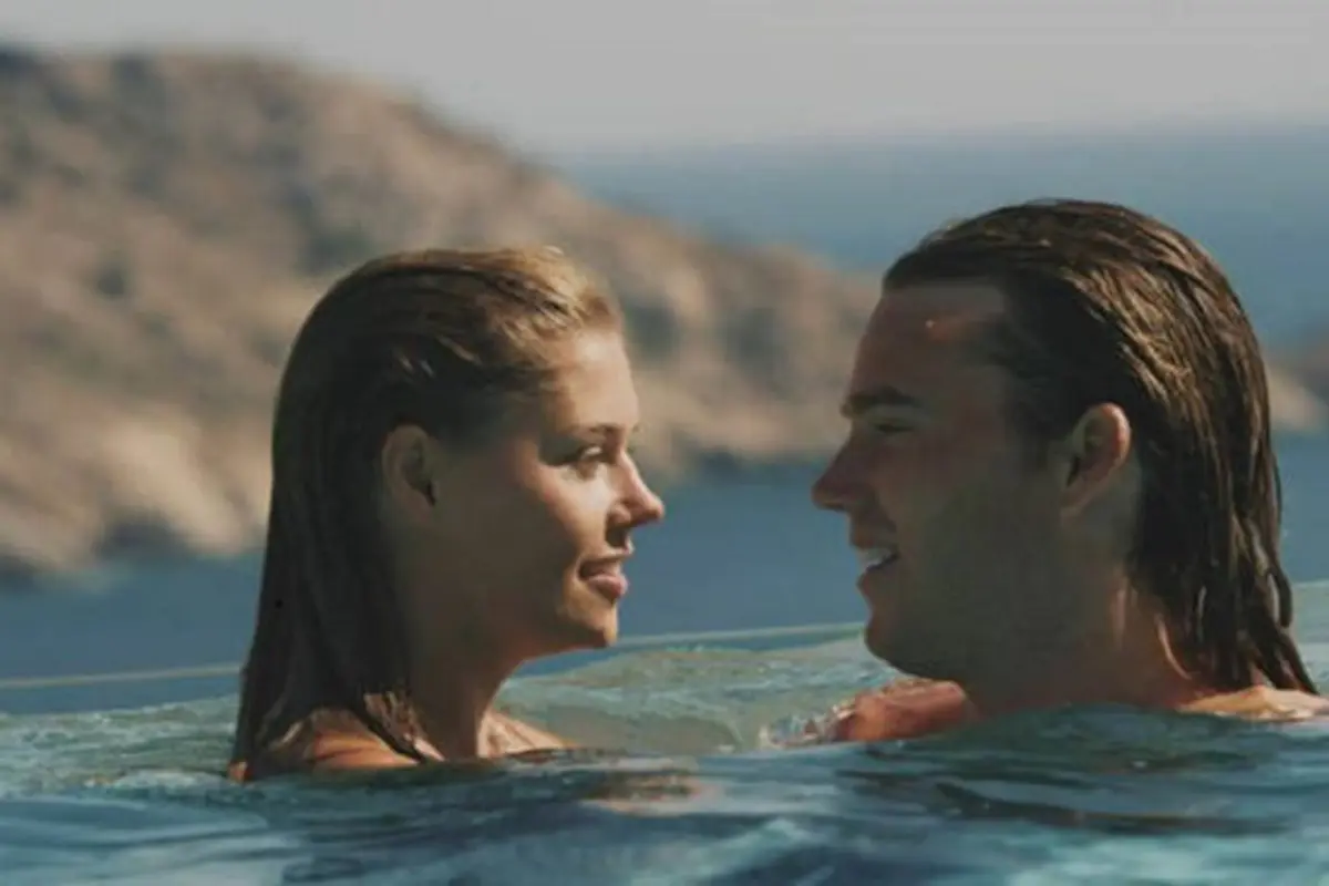 [Bintang] Mike Perry The Ocean