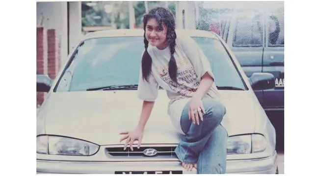 6 Foto Lawas Nafa Urbach saat Remaja, Kini Masih Cocok Pakai Seragam SMA