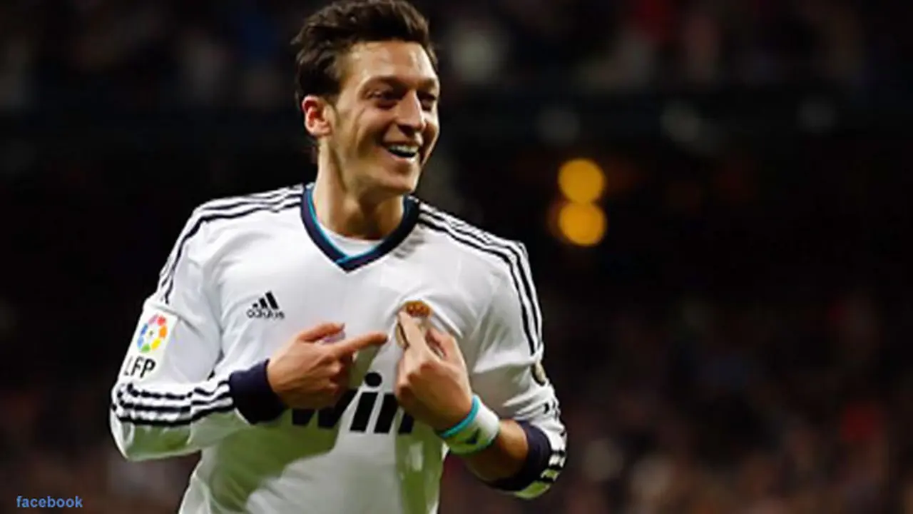 mesut-ozil-130318b.jpg