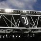 Logo dan ilustrasi Juventus. (AFP/Marco Bertorello)