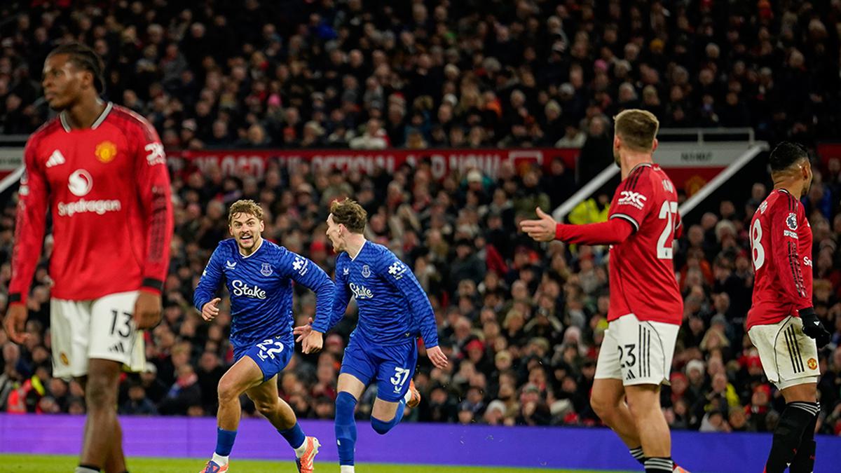 Hasil Man Utd vs Everton: Dewsbury-Hall Jadi Pembeda, Setan Merah Dipermalukan 10 Pemain