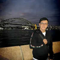 6 Potret Gunawan Sudrajat yang Tetap Awet Muda di Usia 50 Tahun. (Foto: Instagram/gunawan_sudrajat_real)