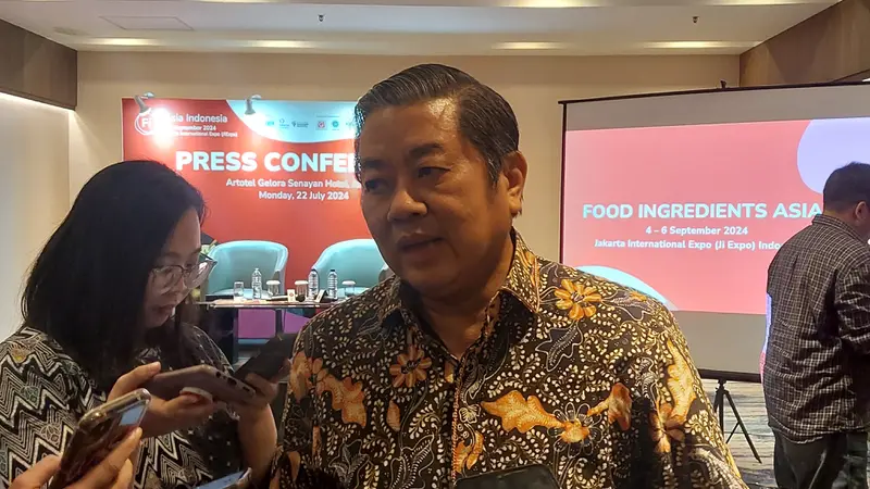 Ketua Umum GAPMMI, Adhi S. Lukman dalam Konferensi Pers Food Ingredients Asia (Fi Asia) 2024, di Jakarta, Senin (22/7/2024). (Arief/Liputan6.com)