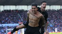 Philippe Coutinho Nilai Roberto Firmino Sebagai Pemain Cerdas