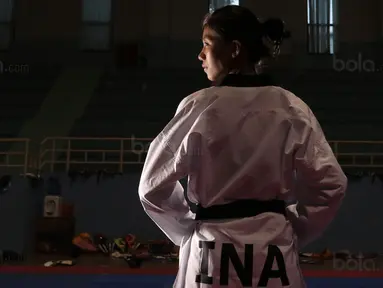 Mariska Halinda adalah atlet Taekwondo Indonesia yang menjadi andalan untuk meraih medali emasi pada SEA Games 2017. (Bola.com/Nicklas Hanoatubun)