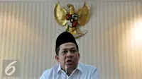 Fahri Hamzah memberikan keterangan pers terkait pemecatan dirinya dari keanggotaan PKS, Jakarta, Senin (4/3). Fahri mengklarifikasi mengenai keputusan Partai yang sepihak memberhentikan dirinya. (Liputan6.com/Johan Tallo)