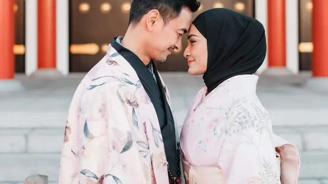 Potret Putri Zulhas dan Zumi Zola Liburan di Jepang. (instagram/putri_zulhas/zumizola_zulkifli)