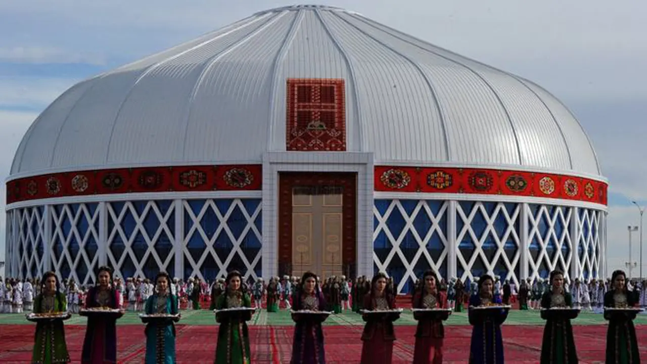 Rekor Dunia, Paduan Suara Presiden Turkmenistan dan 4 Ribu Orang