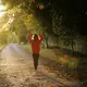 Ilustrasi orang berjalan kaki. (dok. Unsplash/Emma Simpson)