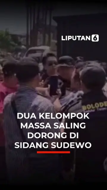 Dua Kelompok Massa Saling Dorong Di Sidang Sudewo