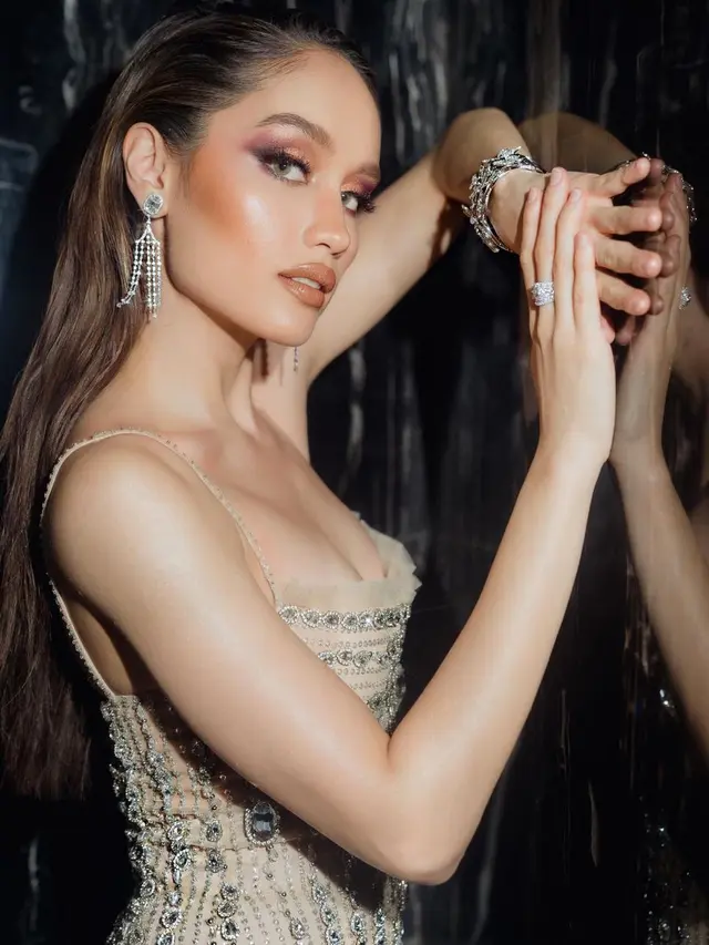 Cinta Laura (Foto: Instagram/claurakhiel)