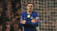 Gelandang Chelsea, Cole Palmer, merayakan gol keduanya yang dicetak melalui titik penalti dalam pertandingan Liga Inggris antara Chelsea vs Leeds United di Stamford Bridge, London, pada 10 Februari 2026. (Adrian Dennis / AFP)