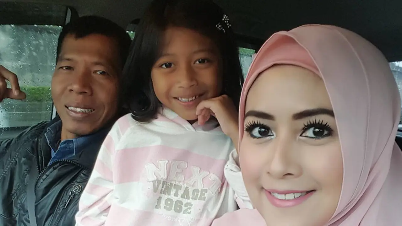 Disebut Mirip, Ini 7 Potret Kiwil dengan Anaknya dari Meggy Wulandari