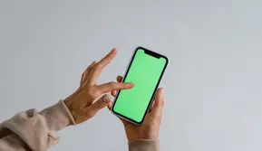 Harga HP Naik Terus, Ini Panduan Beli Smartphone agar Tak Boncos