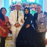 Ivan Fadilla resmi menikah dengan Sarni, anggota DPRD Kota Bogor. (Facebook Herling Tumbel)