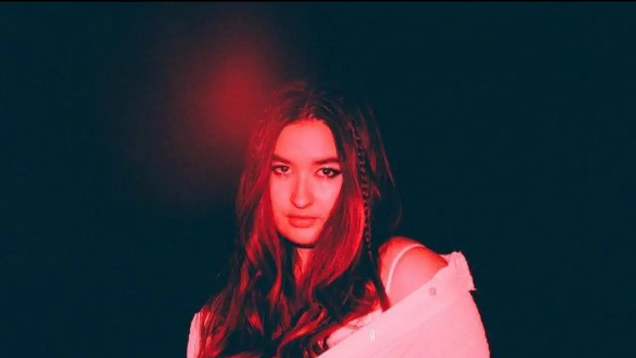 Potret Stephanie Poetri (Sumber: Instagram/stephaniepoetri)