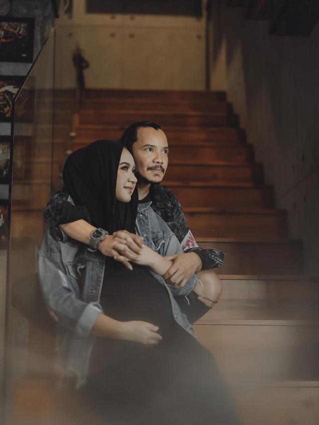 Momen Manis Cella Kotak dan Istri