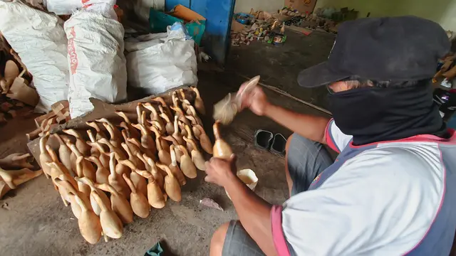 Patung Bebek dari Bonggol Bambu di Ceper Klaten