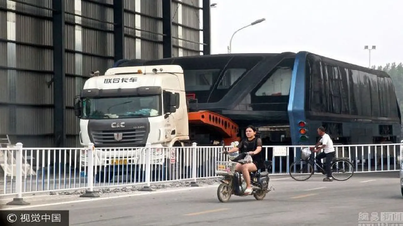 Transit Explore Bus (TEB) (Foto:Shanghaiist)