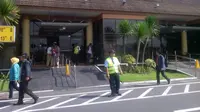 Bandar Udara Internasional Adisucipto, Yogyakarta, ikut kena imbas penundaan penerbangan maskapai Lion Air di Bandara Soekarno-Hatta.