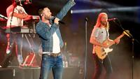 Melansir US Weekly, terlihat pengumuman pembatalan konser pada situs resmi Maroon 5, “Pertunjukkan Maroon 5’s di The XL Center, Hartford, Senin ini, 19 September. Bagi yang sudah membeli tiket, uang akan dikembalikan”. (AFP/Bintang.com)