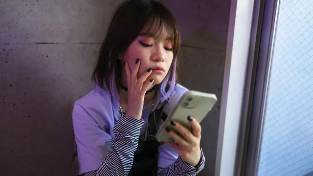 Mengatasi gramnesia dengan tetap memiliki porsi bermedia sosial dan kontrol diri