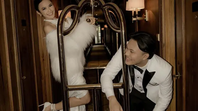 6 Gaya Prewedding Memikat Pasutri Baru Rizky Febian dan Mahalini, dari Busana Tradisional Bali hingga Klasik