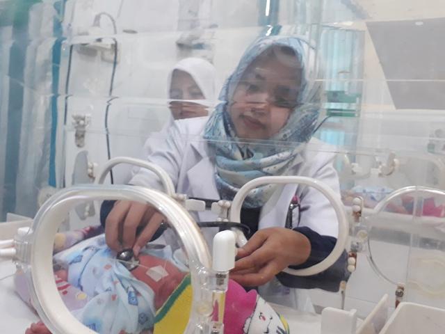 Detik Detik Menegangkan Kelahiran Bayi Kembar 3 Di Cilacap Regional Liputan6 Com