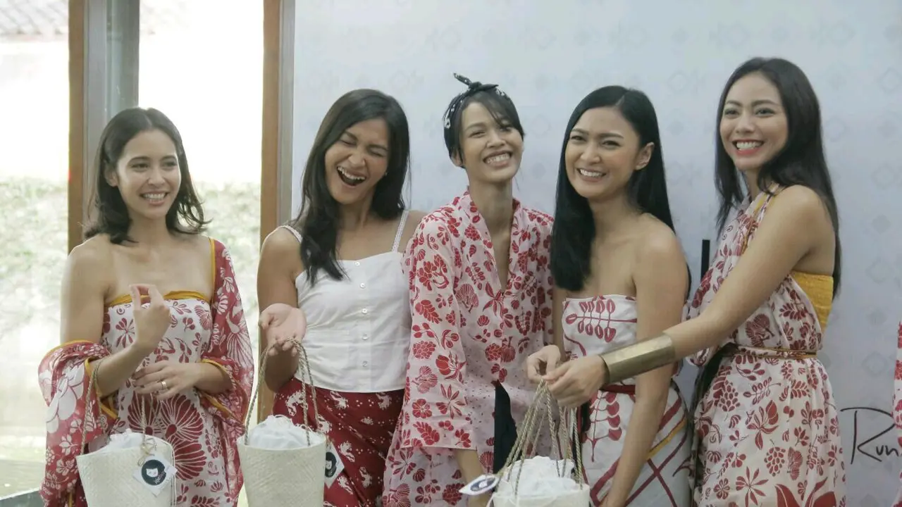 Intip Cermin Wanita Modern yang Dapat Menginspirasi Anda di Sini